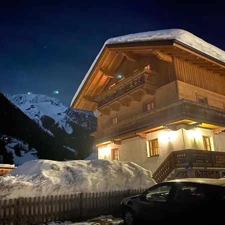 Πανσιόν Haus Fuerhapter Markus Innervillgraten